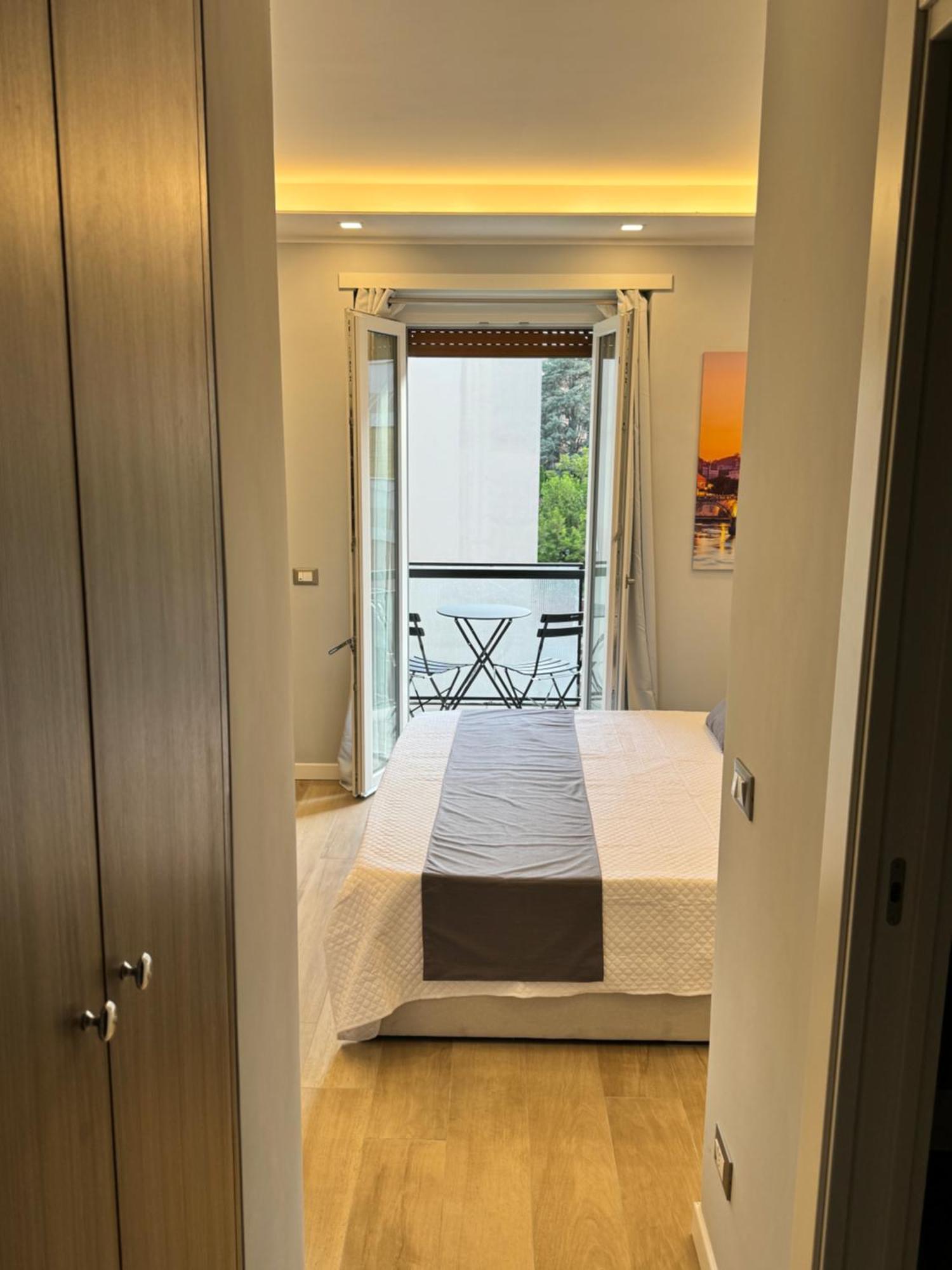 Niky House Roma Hotell Eksteriør bilde